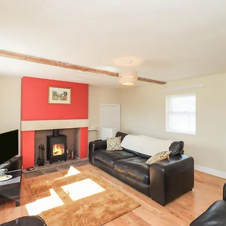 Holiday home Allergarth Barn