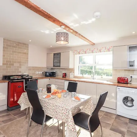 Holiday home Allergarth Barn
